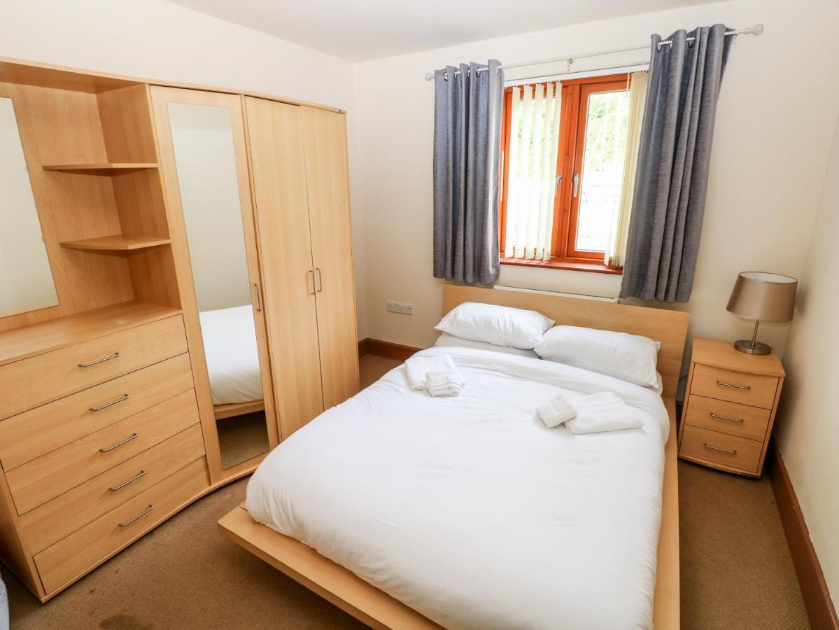 15 Sovereign House Διαμέρισμα Milford Haven Εξωτερικό φωτογραφία