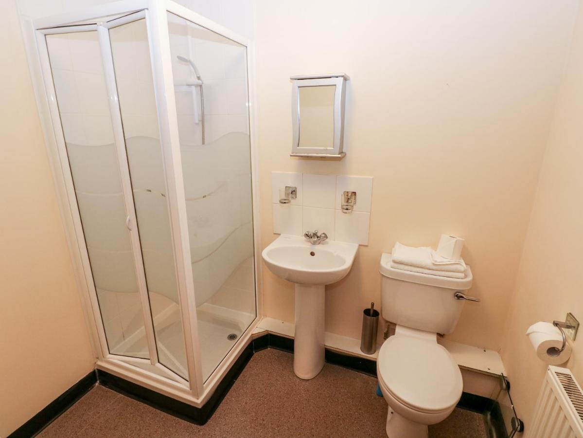 15 Sovereign House Διαμέρισμα Milford Haven Εξωτερικό φωτογραφία